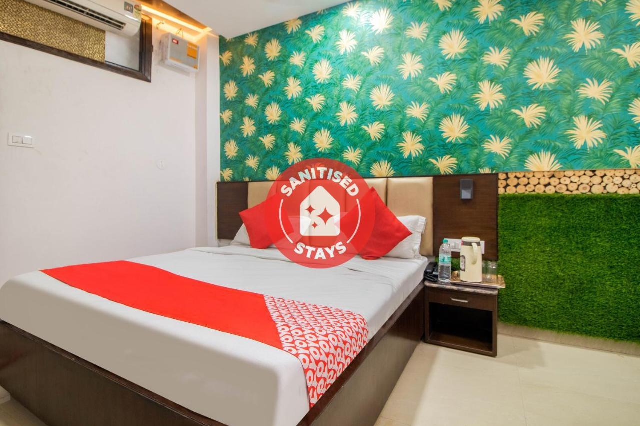 Oyo 48489 Adarsh Plaza Hotel ซาฮารันปูร์ ภายนอก รูปภาพ